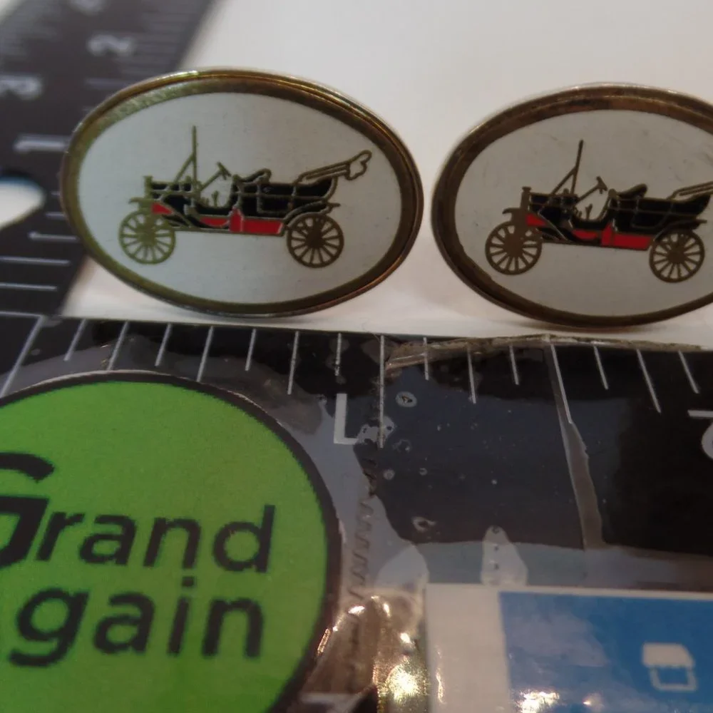 Unbranded Men's Goldtone Vintage Car Cuff Links